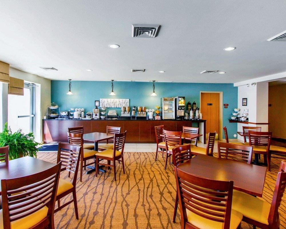 Sleep Inn & Suites Evansville - Casper photo 17