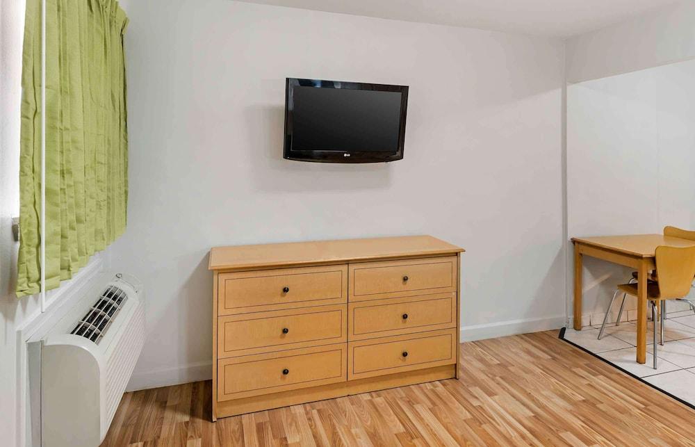 Extended Stay America Select Suites - Odessa photo 13