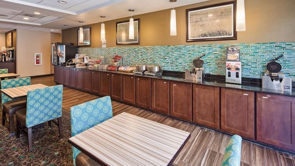 Wingate by Wyndham Harrisburg Near Hershey photo 8