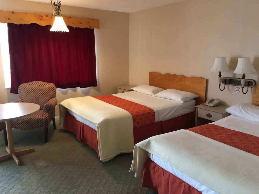 Dixie Plaza Hotel photo 20