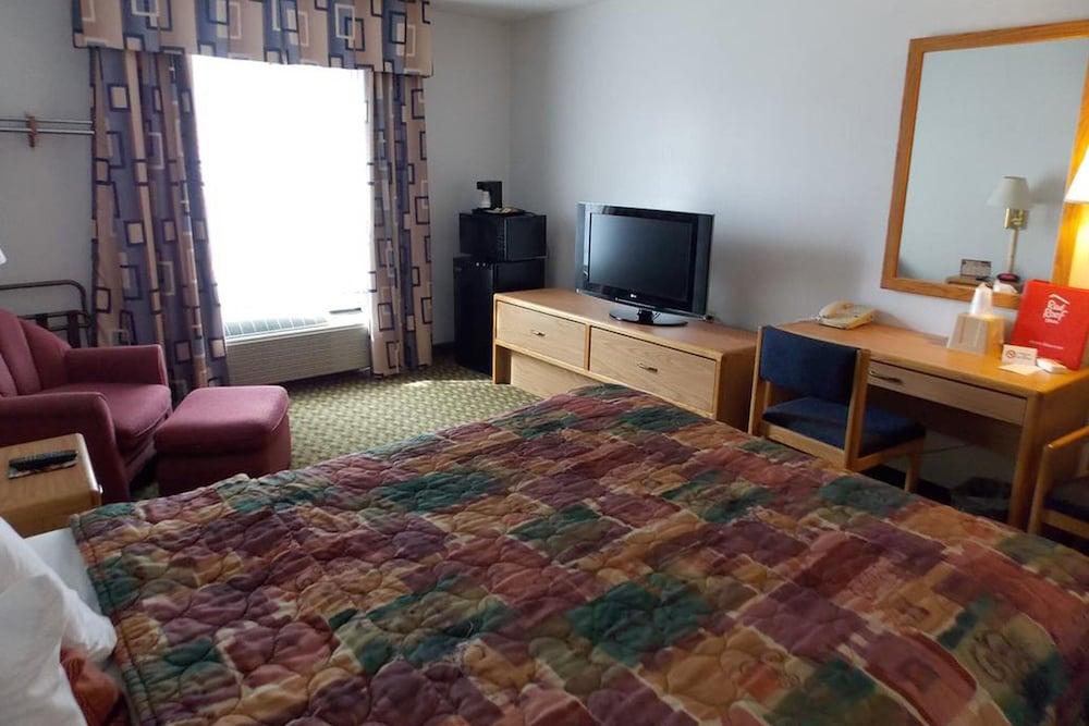 Norwood Inn and Suites - Minneapolis-St Paul Roseville photo 23