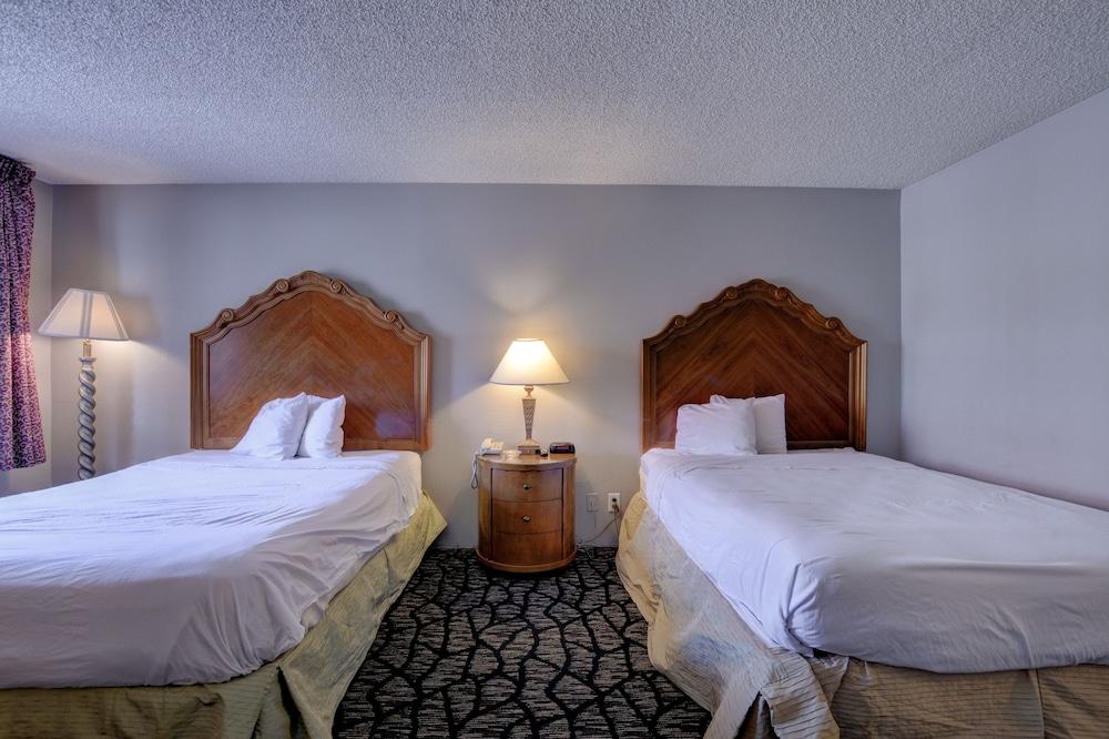 Aviation Inn photo 27