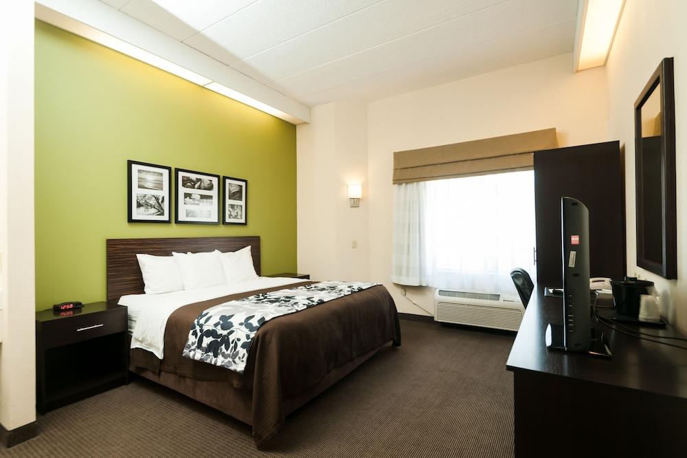 Sleep Inn & Suites photo 53