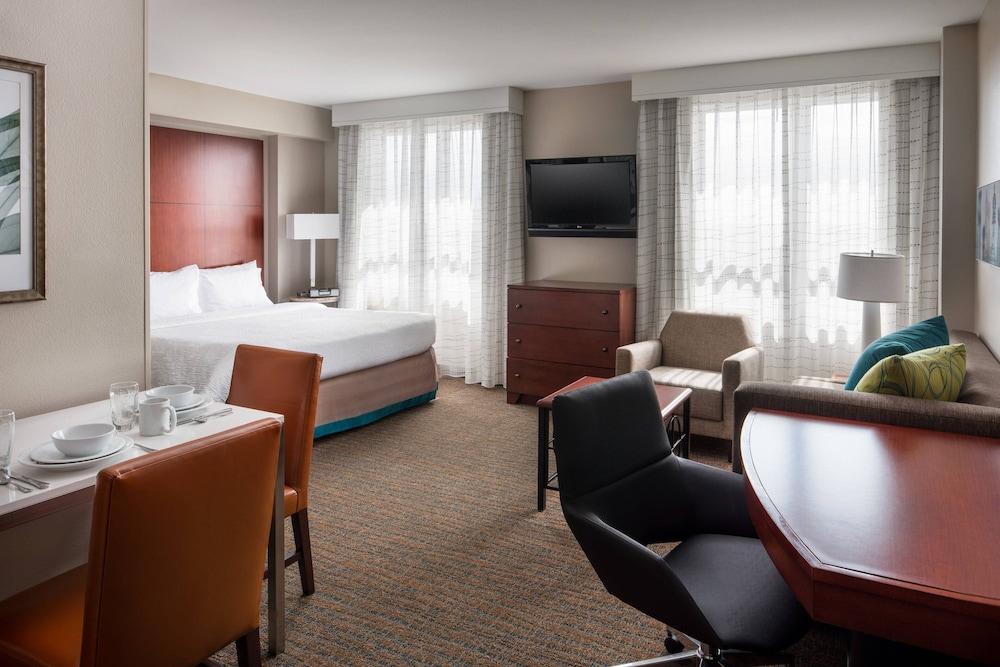 Residence Inn by Marriott Downtown Long Beach photo 9