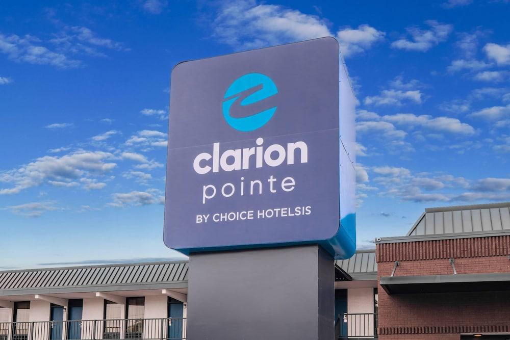Clarion Pointe Winston – Salem Downtown photo 21