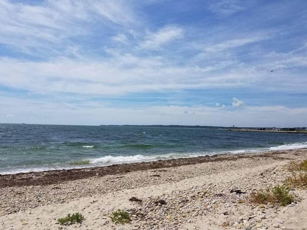 Mariner's Point Resort photo 31