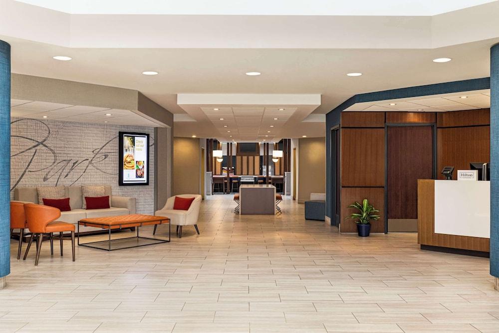 Embassy Suites by Hilton Kansas City Overland Park photo 6