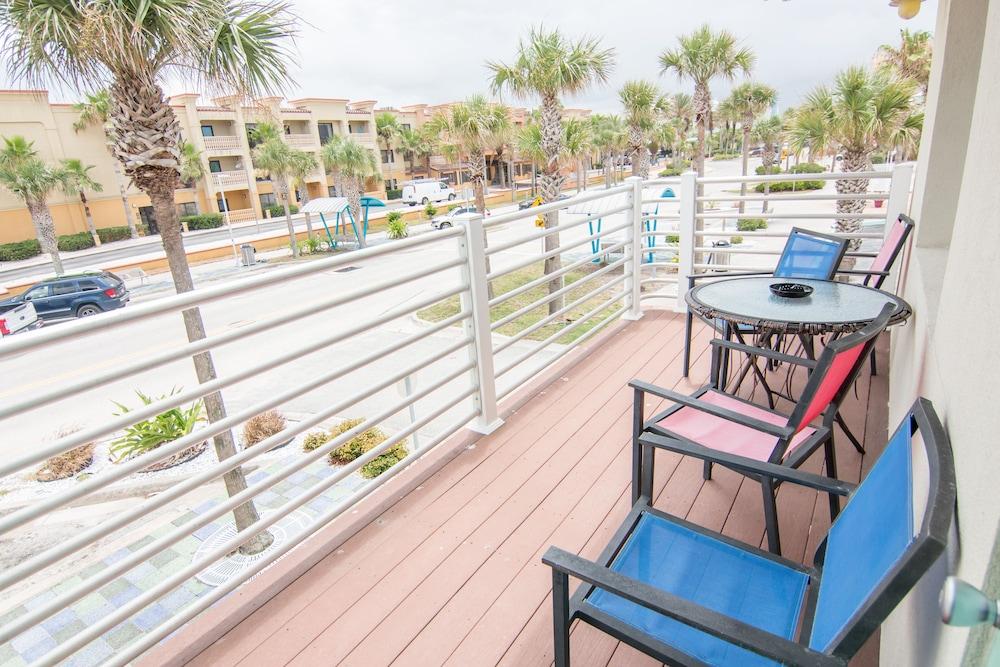 Magic Beach Motel photo 44