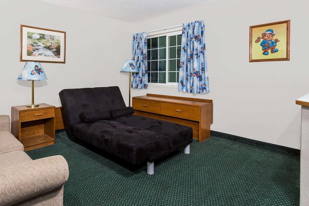 Travelodge by Wyndham Grants Pass photo 3