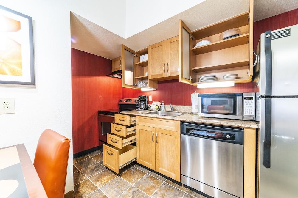 Metro Phoenix Extended Stay photo 69