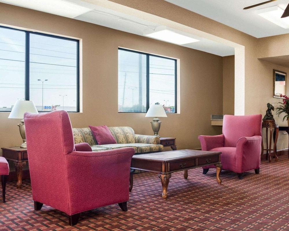 Econo Lodge Greenville photo 4