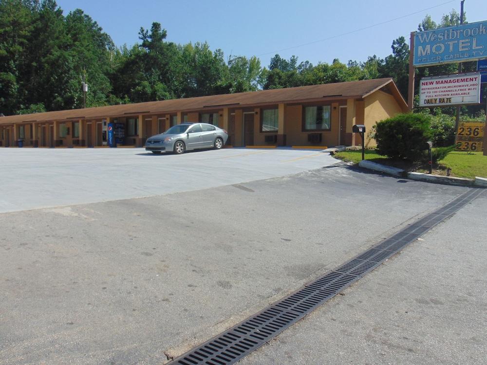 Westbrook Motel photo 39