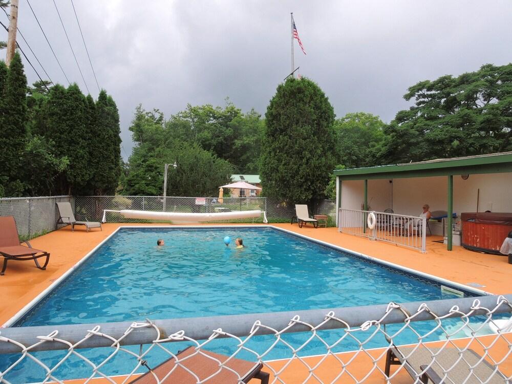 Shorelands Guest Resort and Cottages photo 11