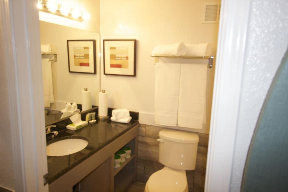 At Home Inn & Suites photo 44