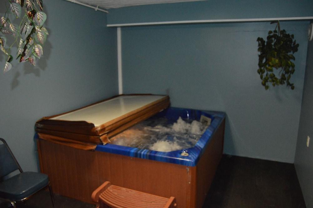 New World Inn photo 55
