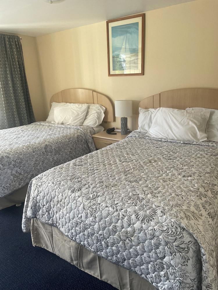 Lamplighter Motel - Clinton, Connecticut photo 14