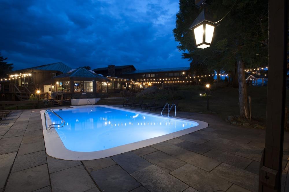 Summit Lodge photo 33