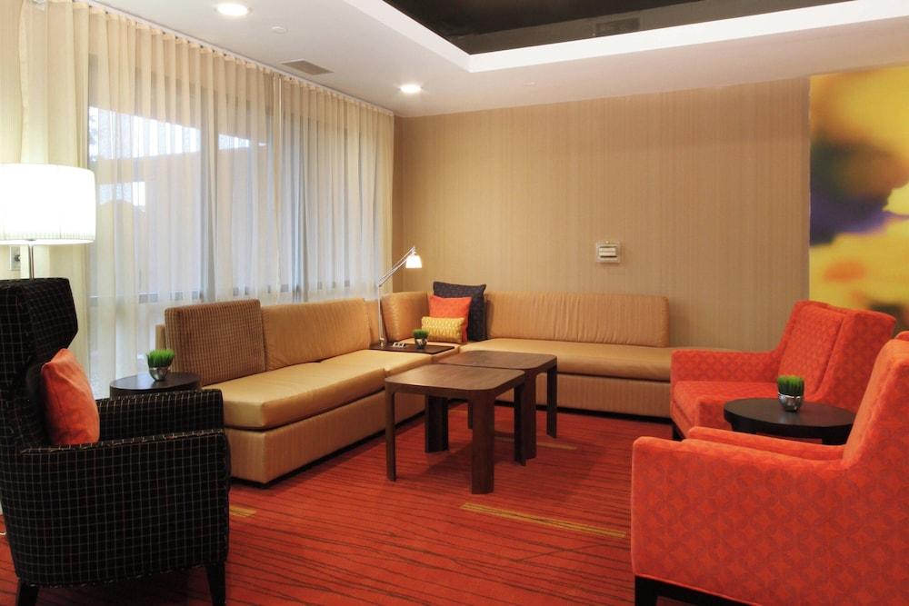 Courtyard Flint by Marriott photo 3