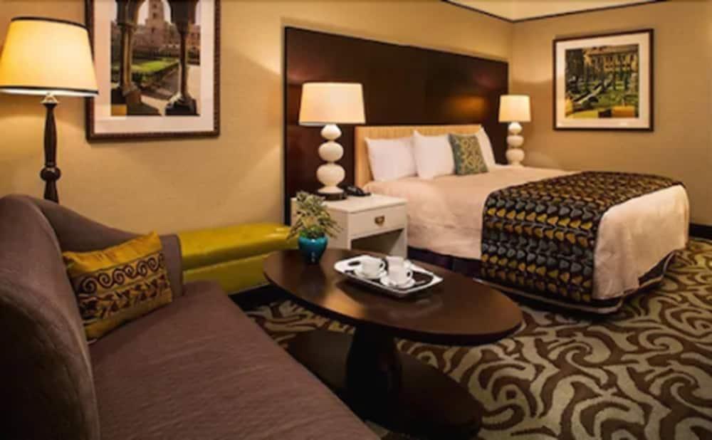 Casino Del Sol Resort photo 10
