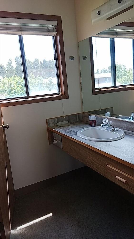 DB Botique and Cabins photo 50
