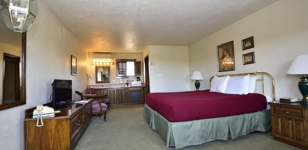 Sequim West Inn photo 9