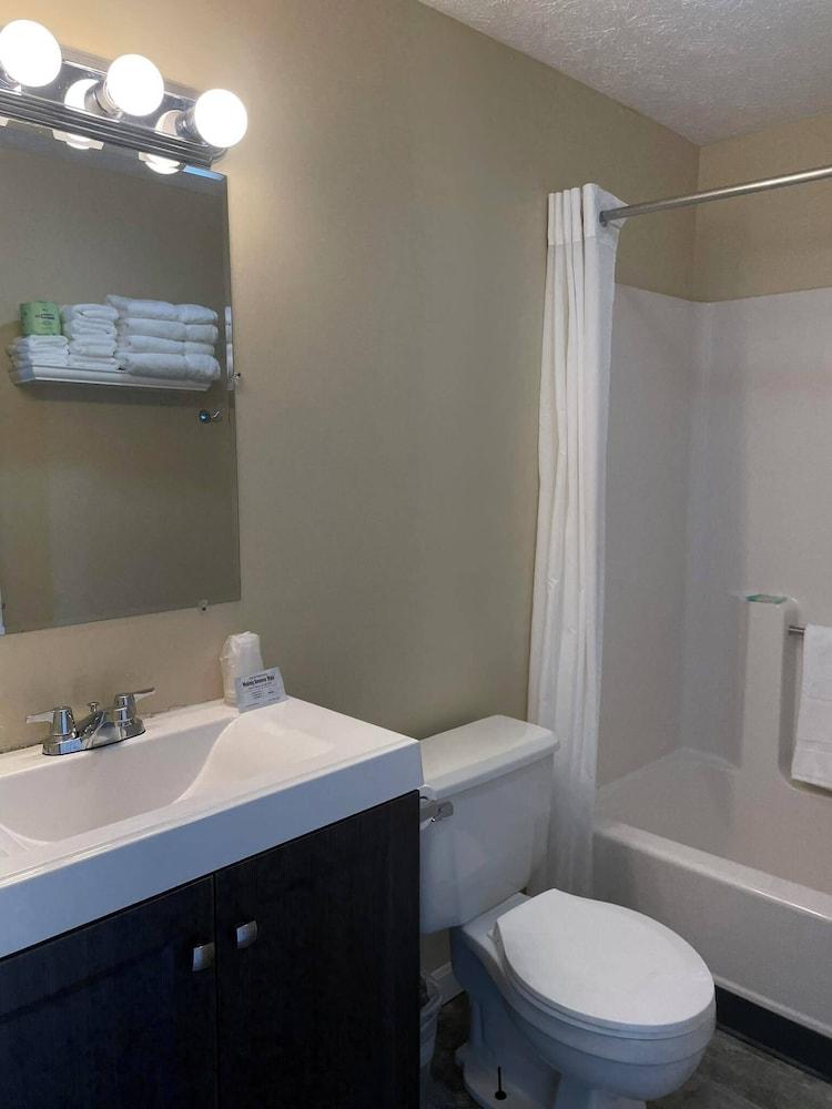 Grand Beach Inn photo 8