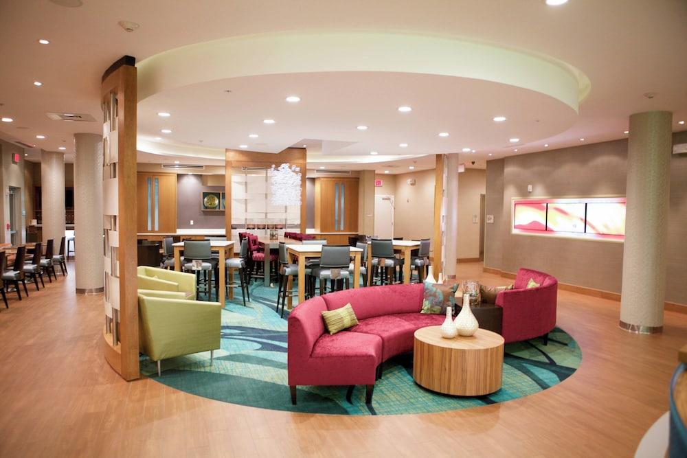 Springhill Suites Wichita Airport photo 4