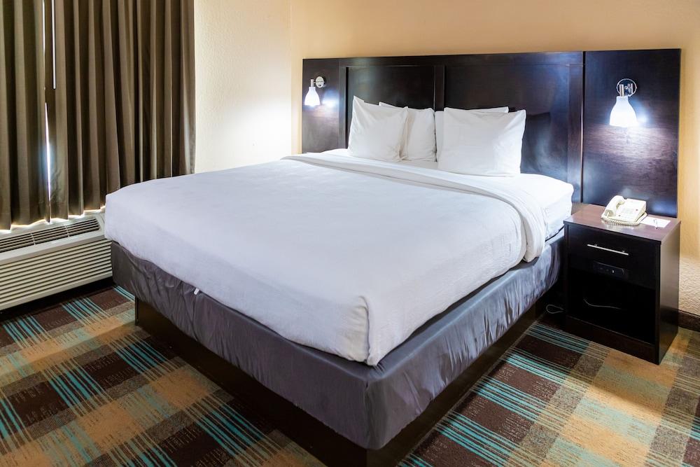 Spark by Hilton Port Wentworth Savannah photo 45