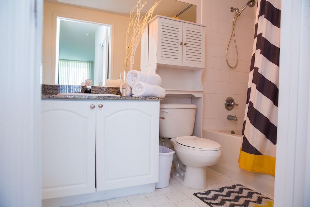 Best Holiday Suites photo 36