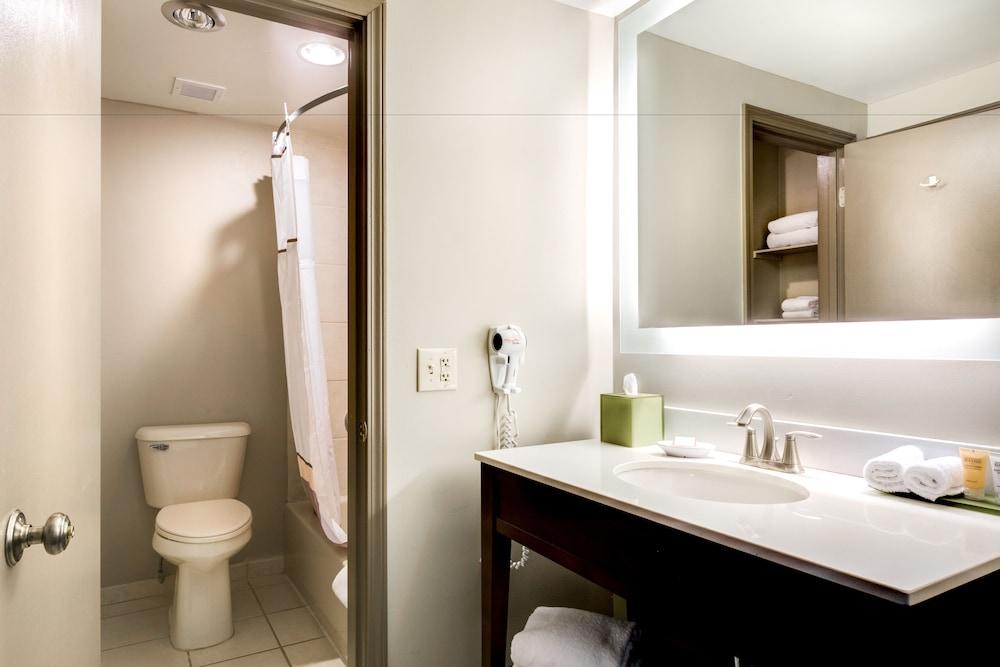 Lodge Of Four Seasons Golf Resort, Marina & Spa photo 51