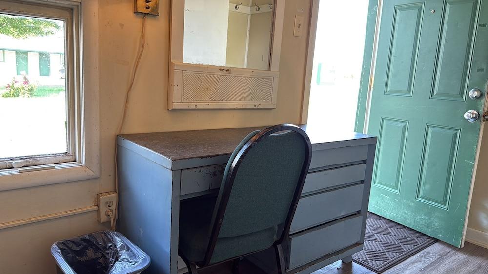 Tourest Motel photo 8