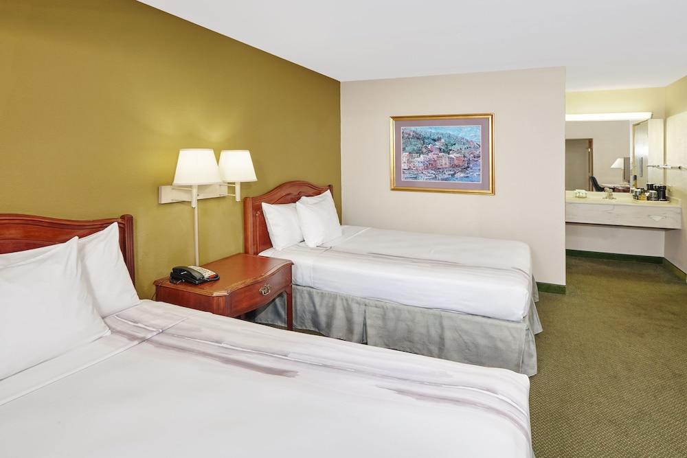 Chicago Lake Shore Hotel photo 10