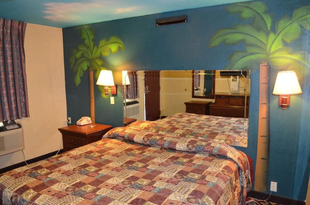 Economy Inn photo 6