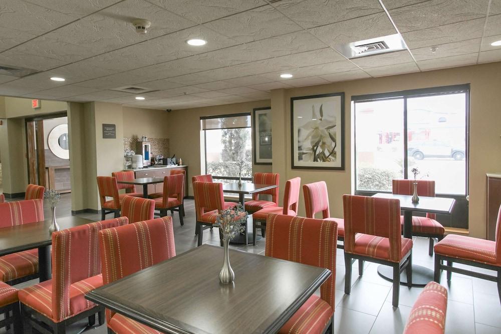 Comfort Suites Austin NW Lakeline photo 12