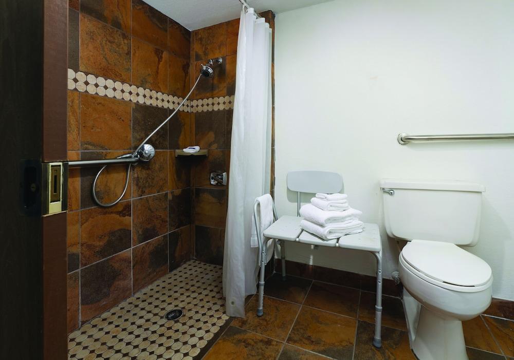 Ramkota Hotel & Conference Center photo 12