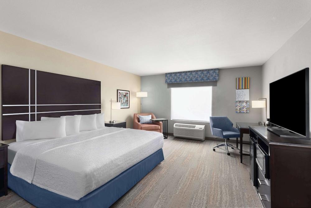 Hampton Inn & Suites Douglas photo 22