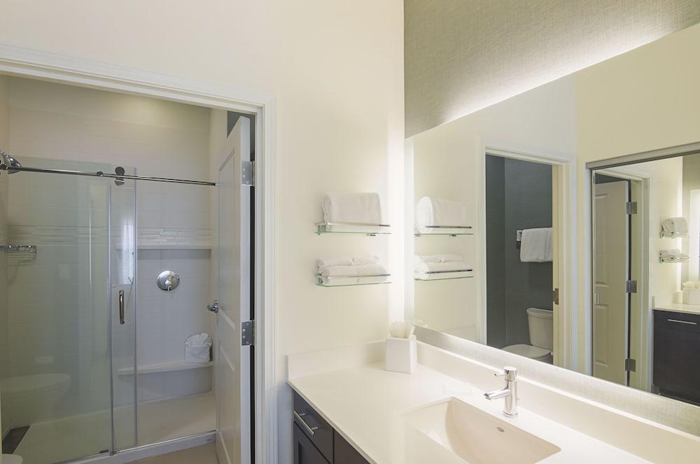 Residence Inn by Marriott Denton photo 4