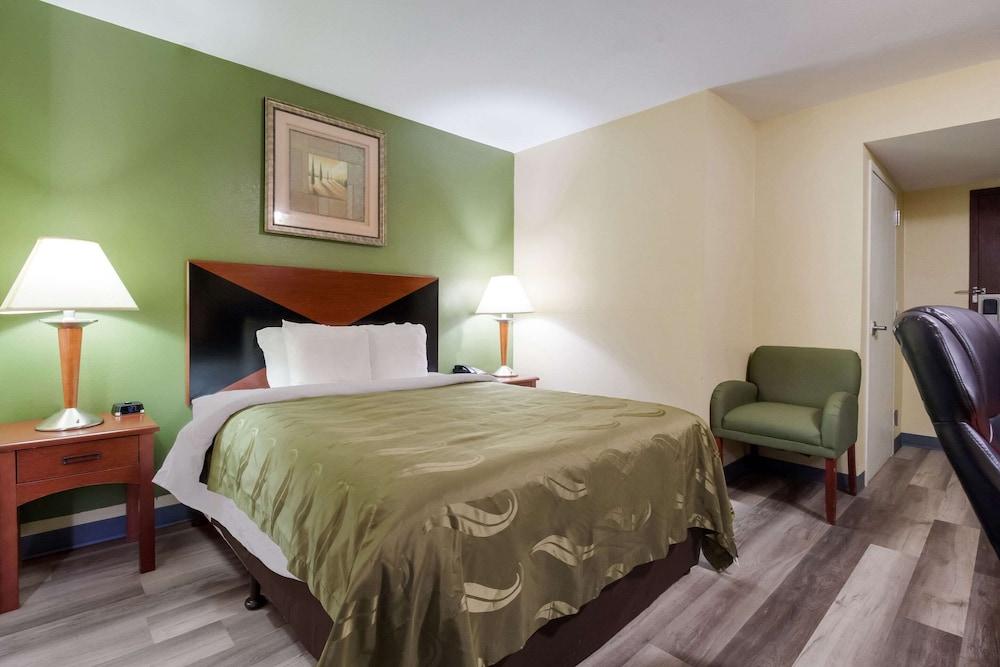 Quality Inn Baytown - Houston East photo 56