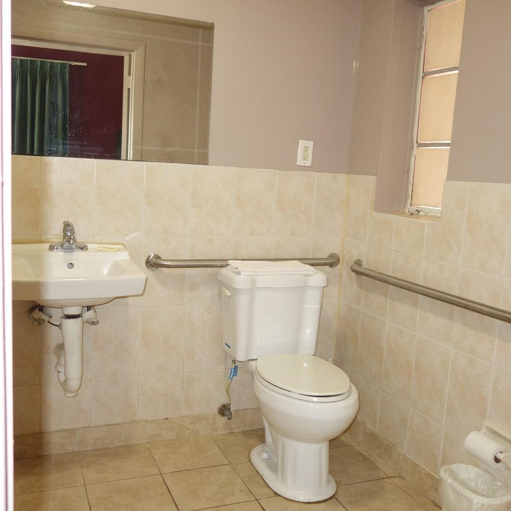 Palm City Motel photo 2