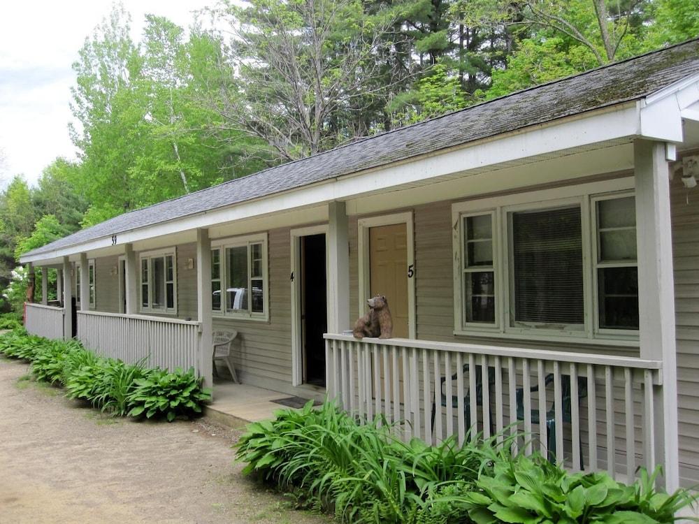 Bear Tree Lodge — hotel in Meredith