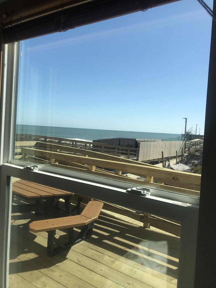 Seaview Pier and Motel photo 28