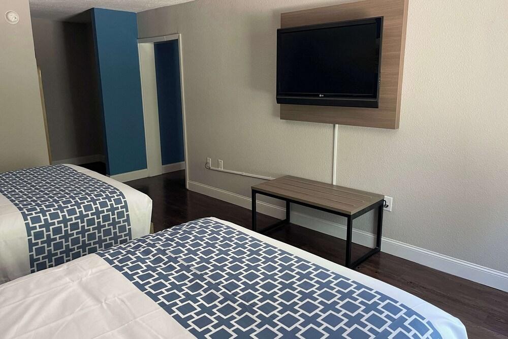 Wingate by Wyndham Columbia/Fort Jackson photo 22