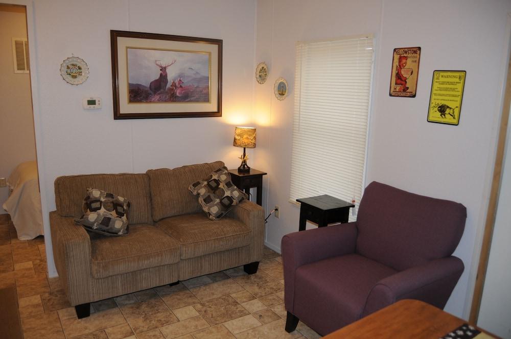 Yellowstone Motel - Adults Only photo 67