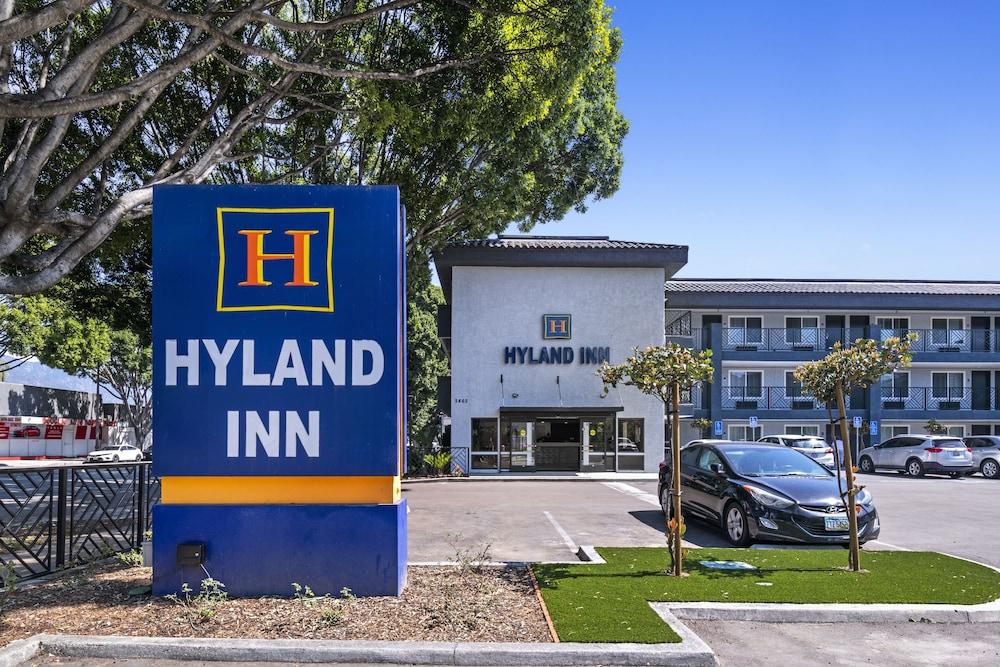 Hyland Inn Pasadena Civic Auditorium photo 45