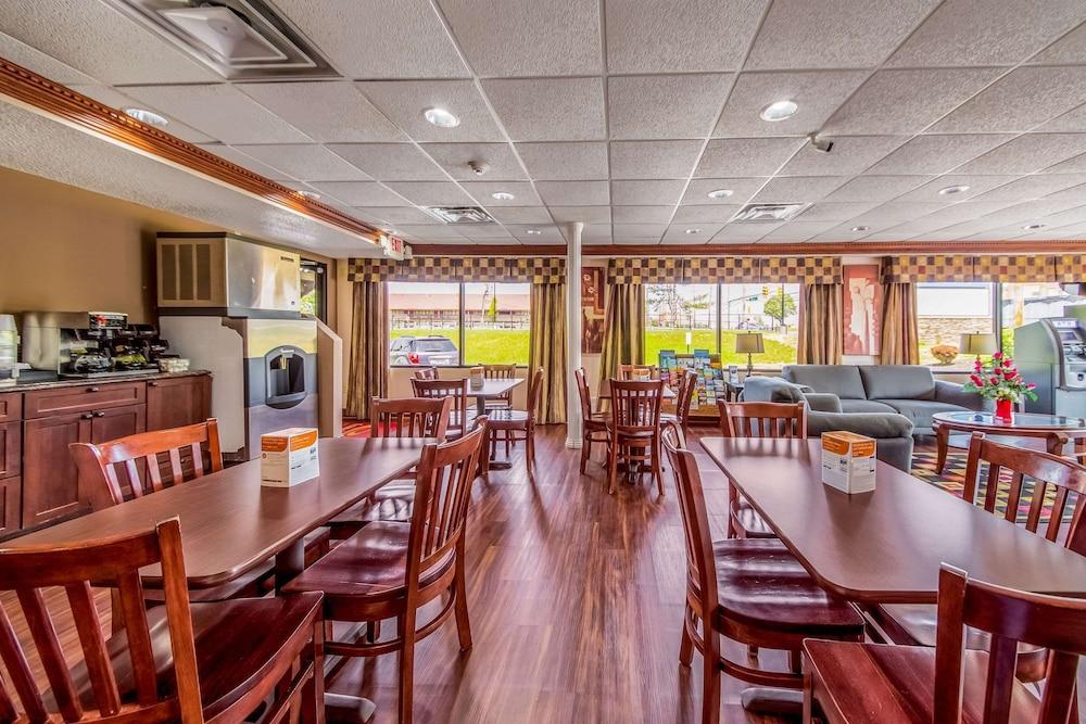 Econo Lodge Mount Laurel - Philadelphia East photo 24