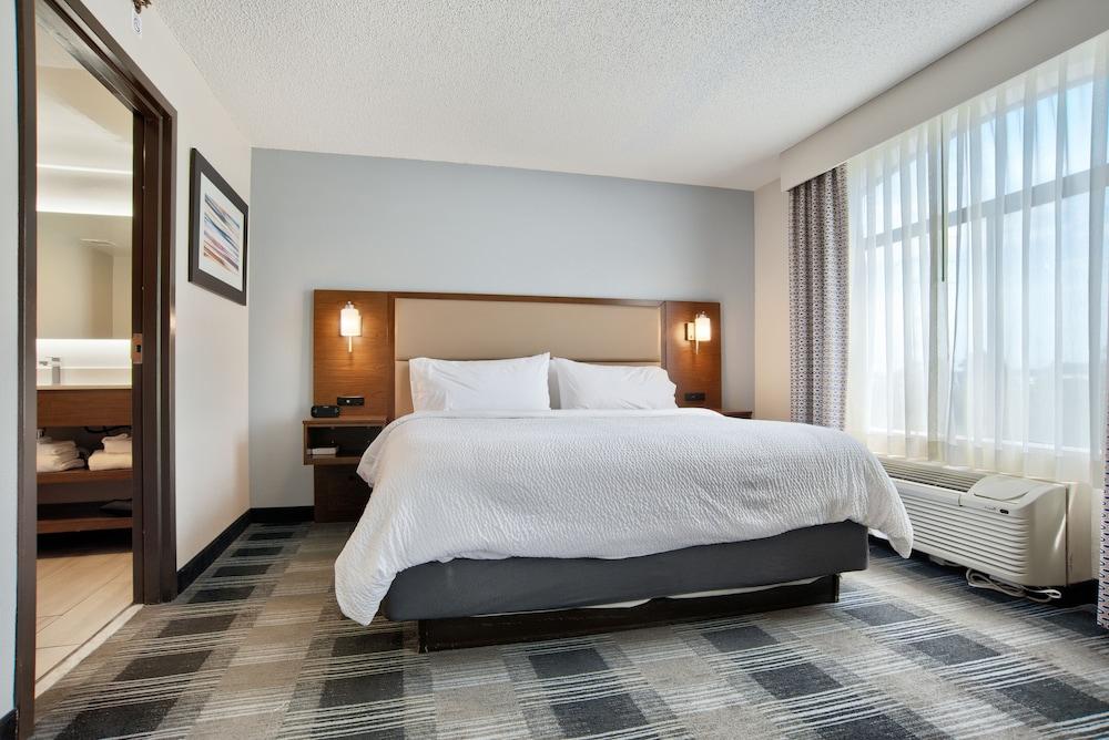 Holiday Inn Express Mobile I-65 by IHG photo 15