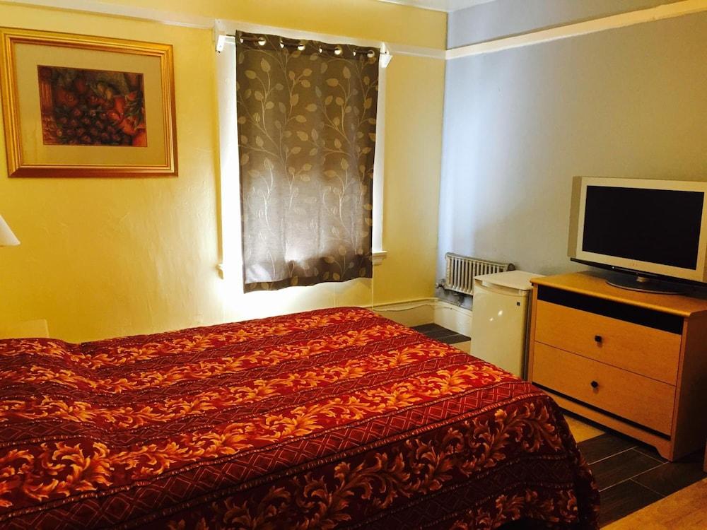 Aldrich Hotel photo 19