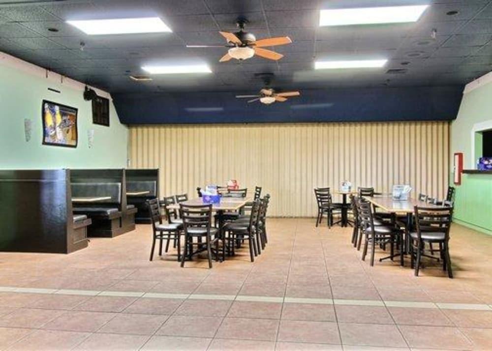 Quality Inn Thief River Falls photo 19