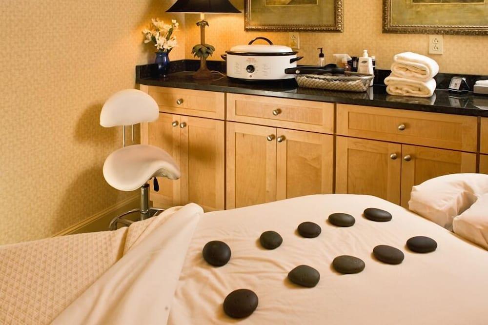 Christmas Farm Inn and Spa photo 56