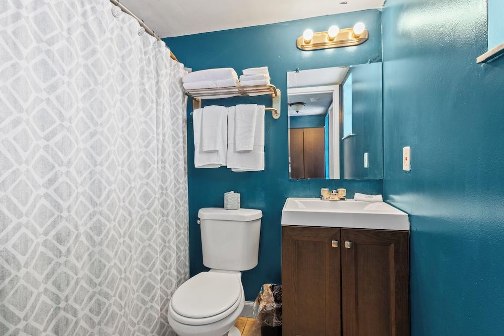 Oceanfront Inn photo 50